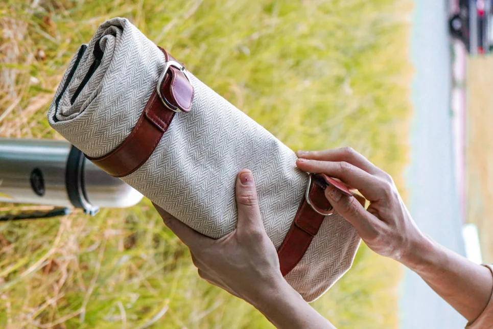 comfy picnic blanket